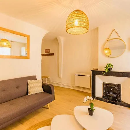 Apartment T2 En Plein Centre De L'herault